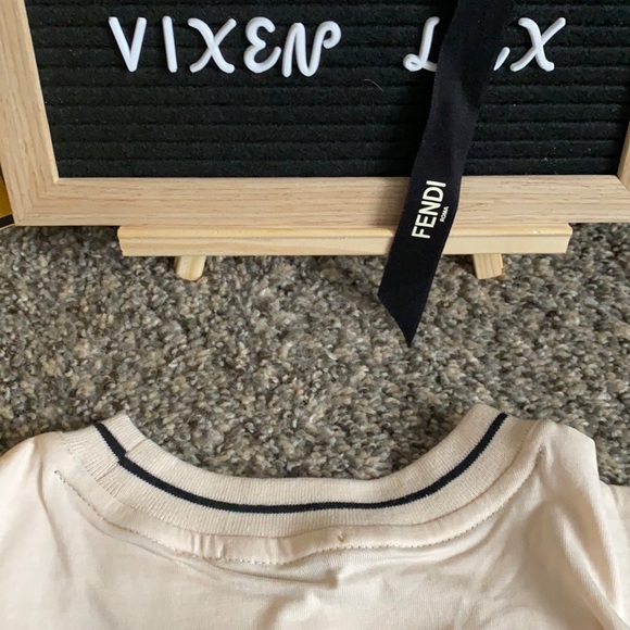 Fendi Roma Embroidered T-Shirt - Picture 7 of 8